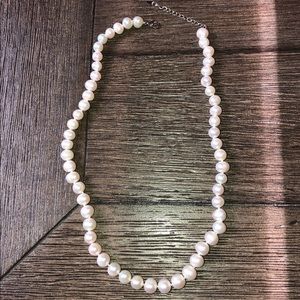 WHITE Knotted Pearl Necklace 8-9mm